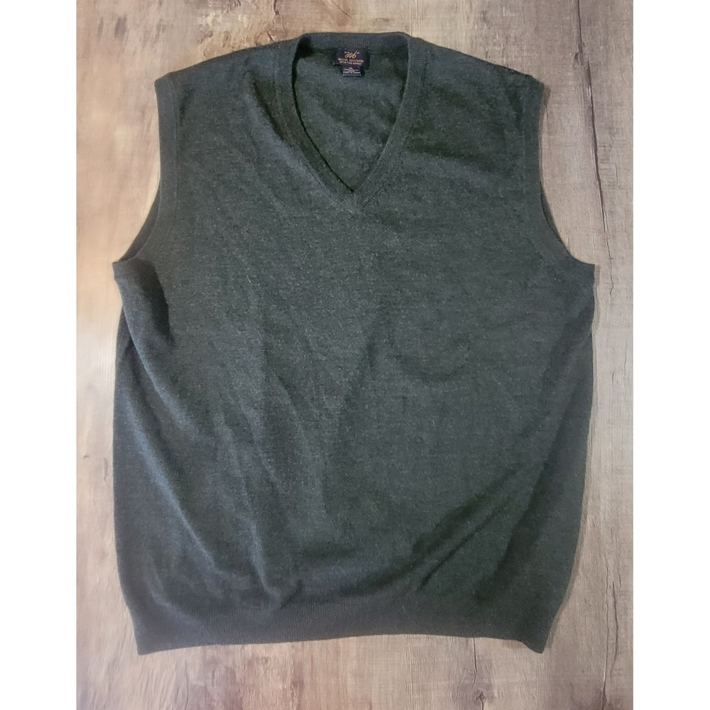 Brooks Brothers Mens XL 100% Extra Fine Merino Wool‎ V Neck Green Vest